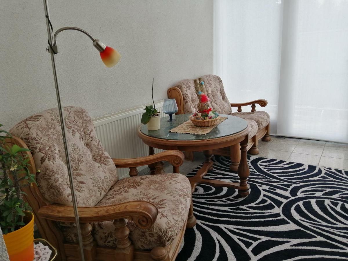 Kleines Haus Im Oderbruch Appartement Neutrebbin Buitenkant foto